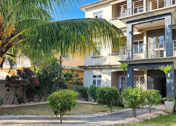 Number 8, 2Nd Floor, Pebble Bay Apartments